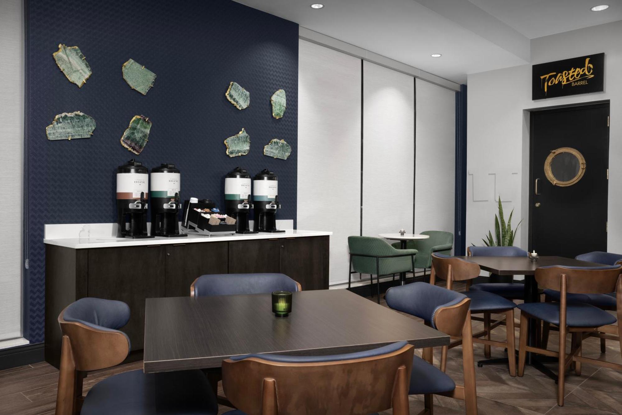Springhill Suites By Marriott Savannah Downtown Historic District Экстерьер фото
